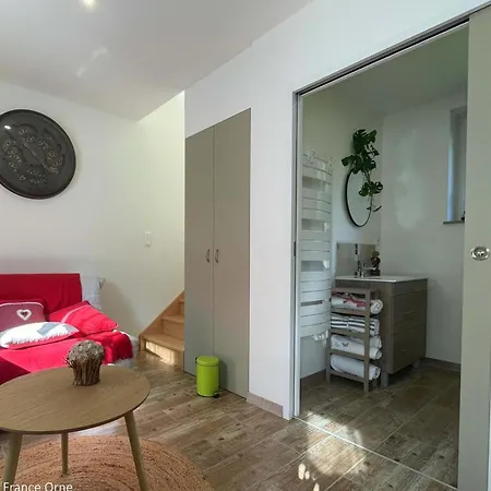 Maison En Pierres, Calme, Proche Bagnoles, Animaux Acceptes, Jardin - Fr-1-497-222 La Coulonche