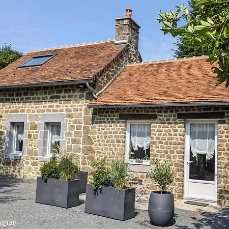 Holiday home Maison En Pierres, Calme, Proche Bagnoles, Animaux Acceptes, Jardin - Fr-1-497-222 La Coulonche