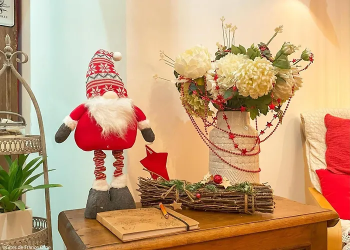 Maison Rénovée En Pierre, Animaux Acceptés, Proche Bagnoles-de-l'orne - Fr-1-497-222 *